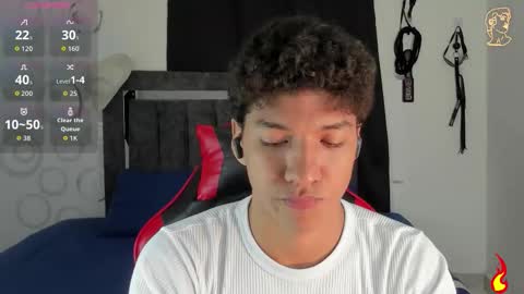 Maximiliano online show from February 4, 7:20 pm