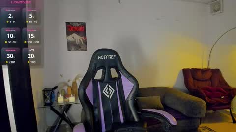 maximiliano_scoott_ online show from February 18, 11:01 pm