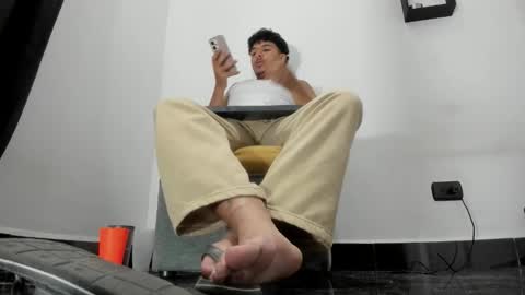 maximo__77 online show from January 7, 5:10 am