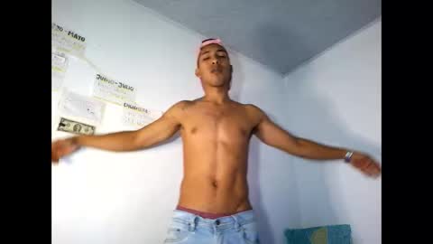 Maximo Aron Vega online show from March 2, 10:38 pm