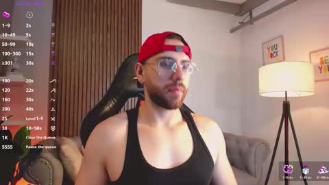 Snapshot of maximo_wolf1 chatting on March 16, 10:03 pm Maximo Wolf online show from March 16, 10:03 pm