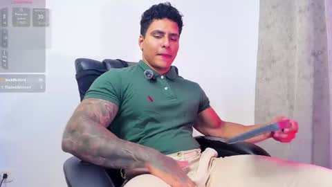 Maximoscott online show from March 1, 6:32 pm