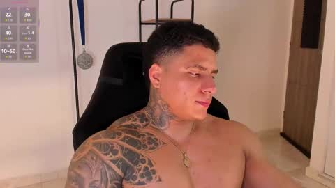 Maximoscott online show from September 14, 2:11 am