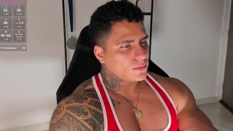 Maximoscott online show from September 18, 7:38 pm