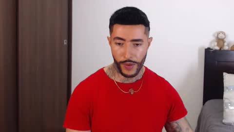 Snapshot of maximus_golden chatting on December 16, 5:06 am Independent Model online show from December 16, 5:06 am