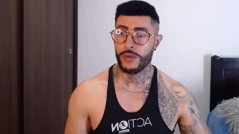 Snapshot of maximus_golden chatting on December 26, 3:59 am Independent Model online show from December 26, 3:59 am
