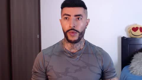 Snapshot of maximus_golden chatting on January 10, 2:46 am Independent Model online show from January 10, 2:46 am