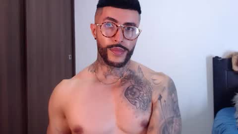Snapshot of maximus_golden chatting on January 14, 4:57 am Independent Model online show from January 14, 4:57 am