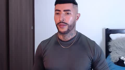 Snapshot of maximus_golden chatting on January 23, 2:12 am Independent Model online show from January 23, 2:12 am