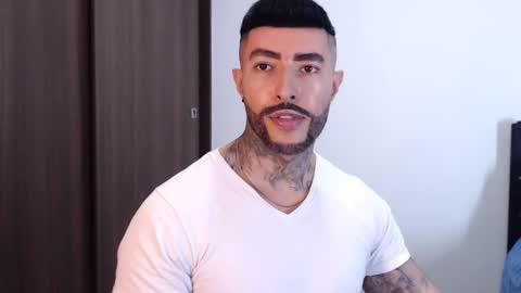 Snapshot of maximus_golden chatting on January 26, 2:03 am Independent Model online show from January 26, 2:03 am