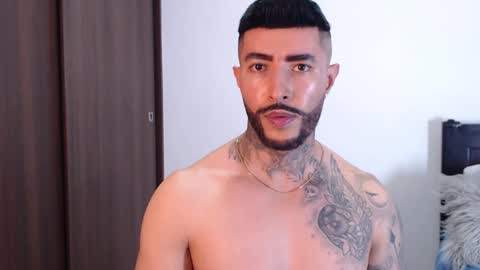 Snapshot of maximus_golden chatting on January 29, 6:01 am Independent Model online show from January 29, 6:01 am
