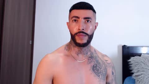 Snapshot of maximus_golden chatting on February 8, 7:15 am Independent Model online show from February 8, 7:15 am