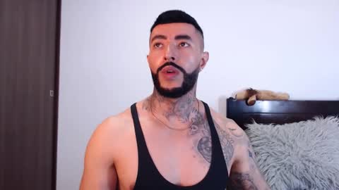 Snapshot of maximus_golden chatting on February 19, 11:14 pm Independent Model online show from February 19, 11:14 pm