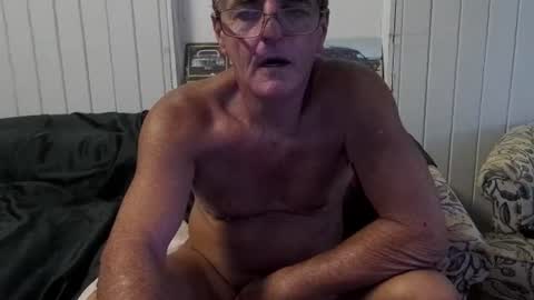Snapshot of maximus_oreally chatting on January 5, 7:17 am Max online show from January 5, 7:17 am