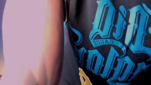 Snapshot of maximusclark chatting on October 22, 12:11 am Maximus Clark online show from October 22, 12:11 am