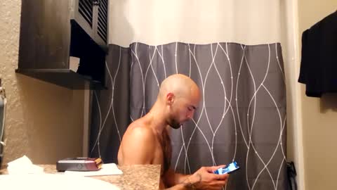 Snapshot of maximusdemitrious chatting on October 1, 9:54 pm maximusdemitrious online show from October 1, 9:54 pm