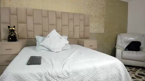 Maximus online show from October 19, 4:02 am