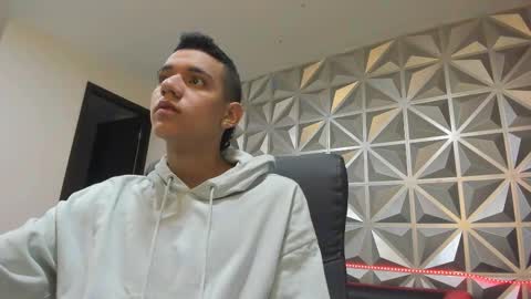 Maximus online show from January 3, 1:14 pm