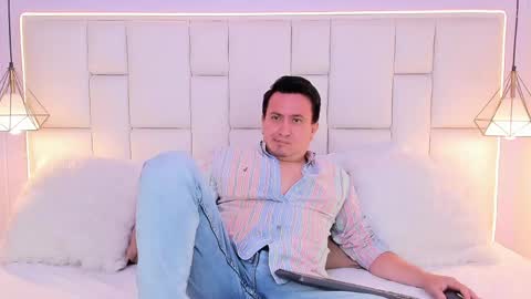 Maxim online show from April 14, 7:20 pm