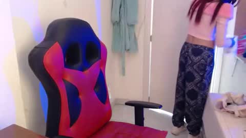maxinesex_ online show from February 23, 2:25 pm