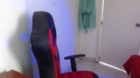 maxinesex_ online show from July 31, 1:43 pm