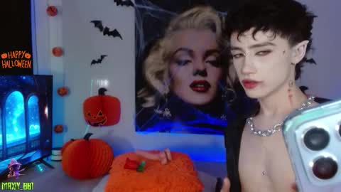 Max online show from October 5, 6:01 am