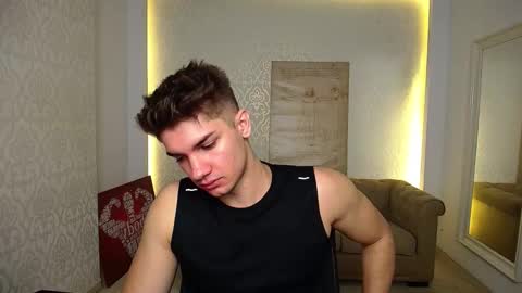 MaxKaiden online show from October 13, 5:40 am