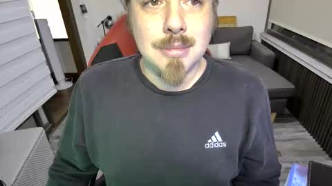 Max online show from February 14, 2:08 am