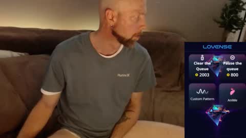 MaxRouger online show from November 19, 7:19 am