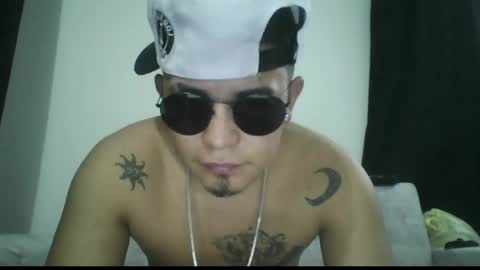 MaxTaylor online show from April 25, 5:10 am