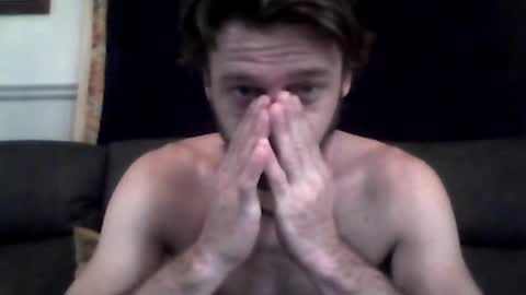 Snapshot of maxthewolf chatting on June 21, 11:35 am MaxTheWolf online show from June 21, 11:35 am