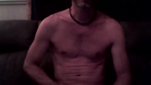 Snapshot of maxthewolf chatting on July 7, 2:03 am MaxTheWolf online show from July 7, 2:03 am