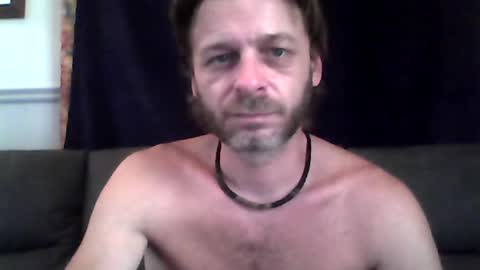 Snapshot of maxthewolf chatting on July 21, 7:38 pm MaxTheWolf online show from July 21, 7:38 pm