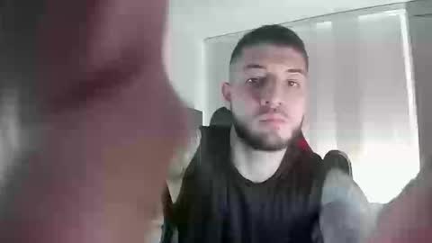 maxvibe_ online show from November 7, 9:04 pm