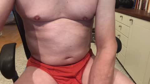 Max online show from October 24, 7:05 am