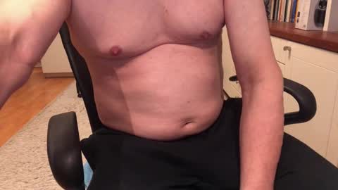 Snapshot of maxx_martin chatting on January 9, 4:37 am Max online show from January 9, 4:37 am