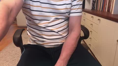 Max online show from February 19, 7:37 am