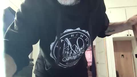 maxxou69hot online show from June 8, 8:42 pm
