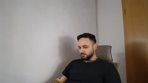 maxxstonee online show from February 5, 6:23 pm