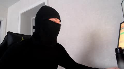 Snapshot of maxxx_burn chatting on February 13, 10:00 am Maxxx Burn online show from February 13, 10:00 am