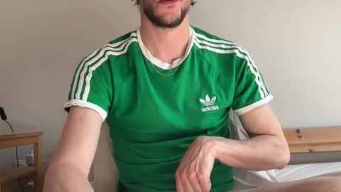 MaxXxurbate online show from March 24, 2:00 pm