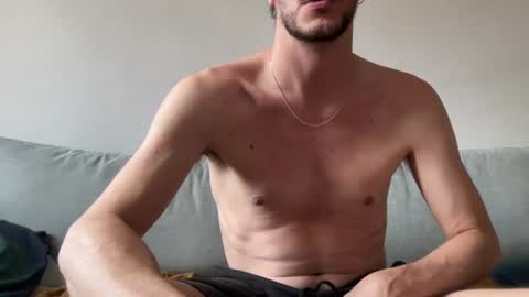 MaxXxurbate online show from July 27, 1:51 pm