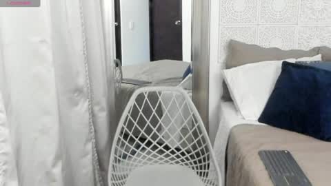 Victoria online show from December 6, 2:13 am