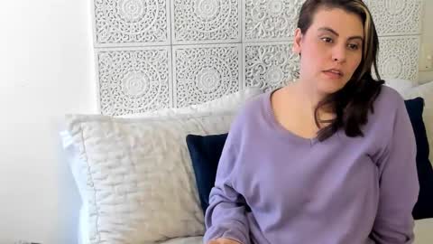 Victoria online show from January 21, 5:30 pm