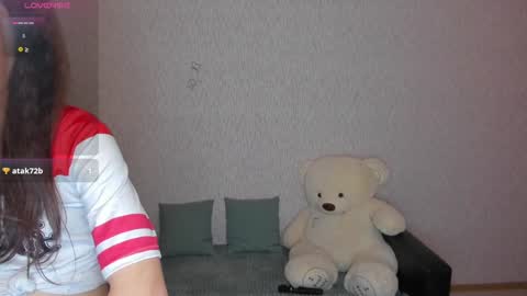 May online show from December 11, 6:09 pm