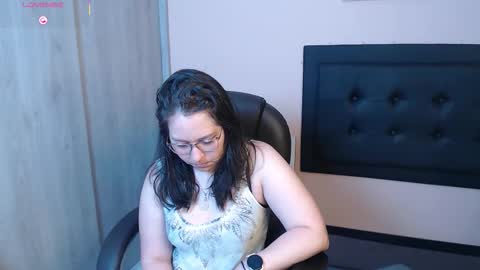 May online show from December 23, 2:20 am