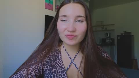 Dani and May online show from April 5, 9:50 am