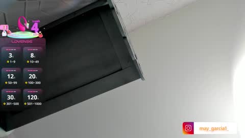 Snapshot of may_fox06 chatting on September 14, 10:14 am MAY online show from September 14, 10:14 am