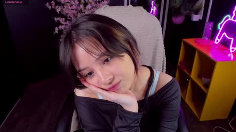 may_lings online show from May 6, 10:53 am