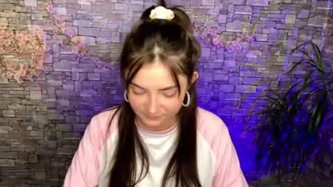 may online show from June 24, 4:17 pm